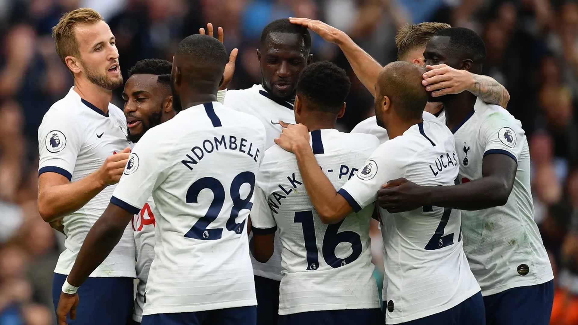 Tottenham Hotspur Tundukkan Crystal Palace 3-1, Kane dan Son Cetak Gol