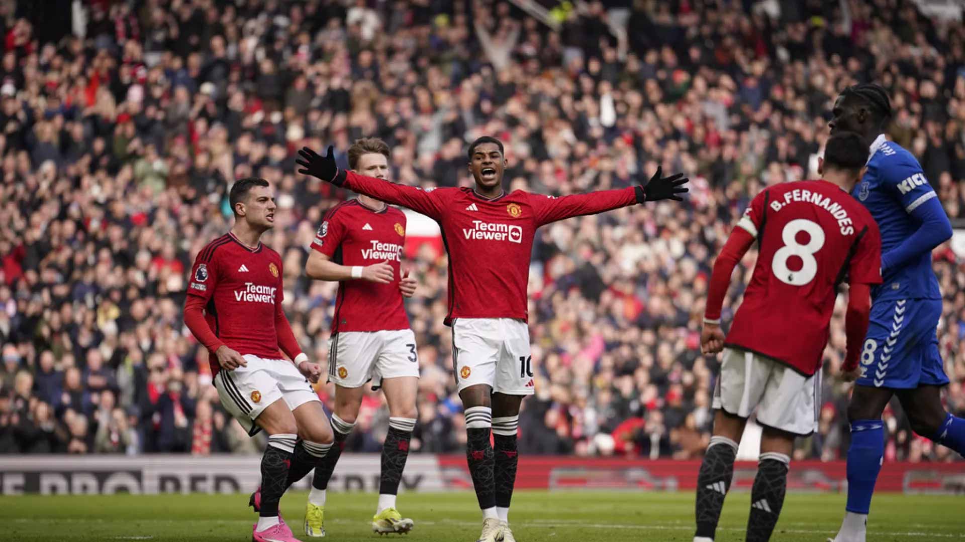 Manchester United Terpuruk, Liga Champions di Ujung Tanduk